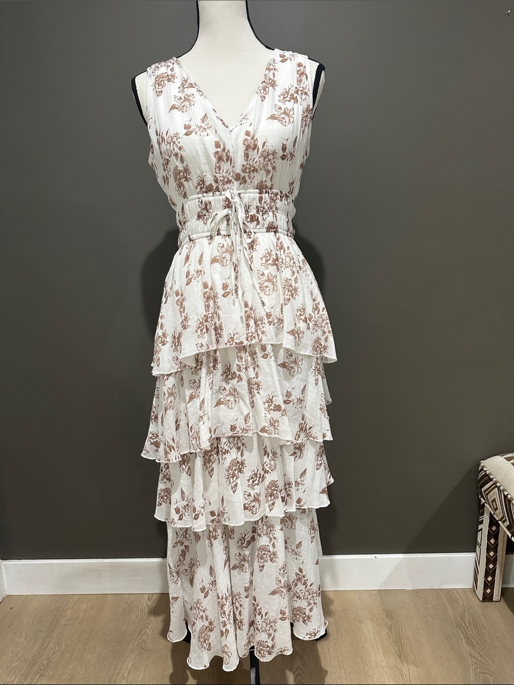 FLORAL DRESS like new!